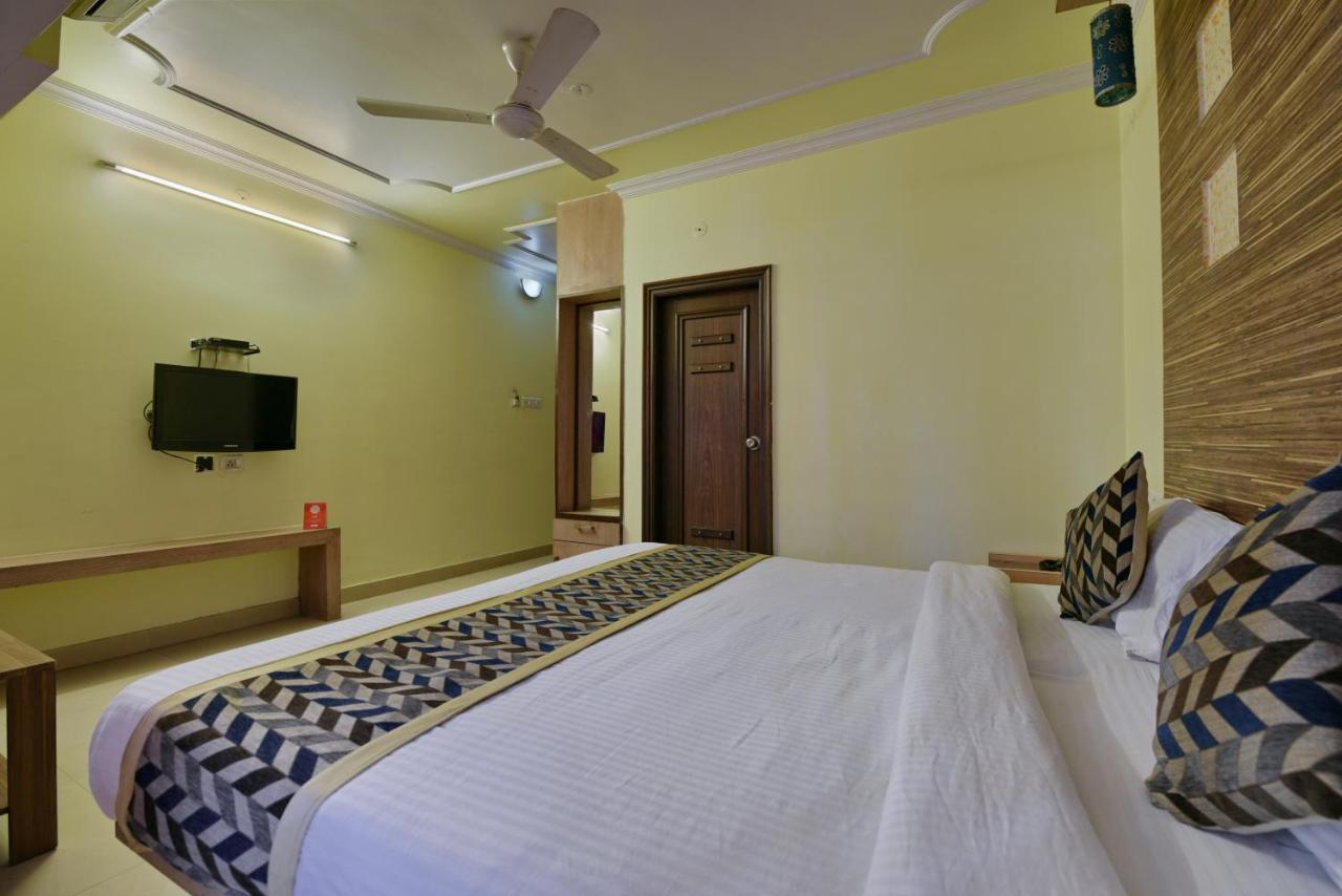 Oyo 2289 Hotel Radha Palace Kukas Zewnętrze zdjęcie